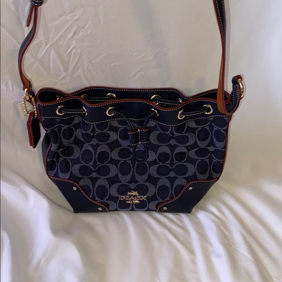 COACH F37227 Small Mickie Drawstring Shoulder Bag - Picture 4 of 9